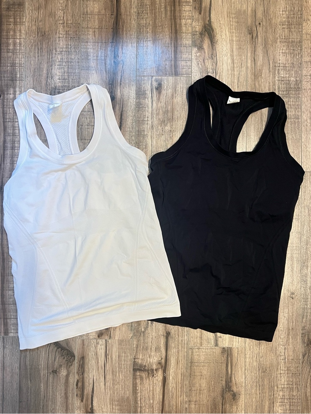 Athleta Momentum Seamless Tank Set